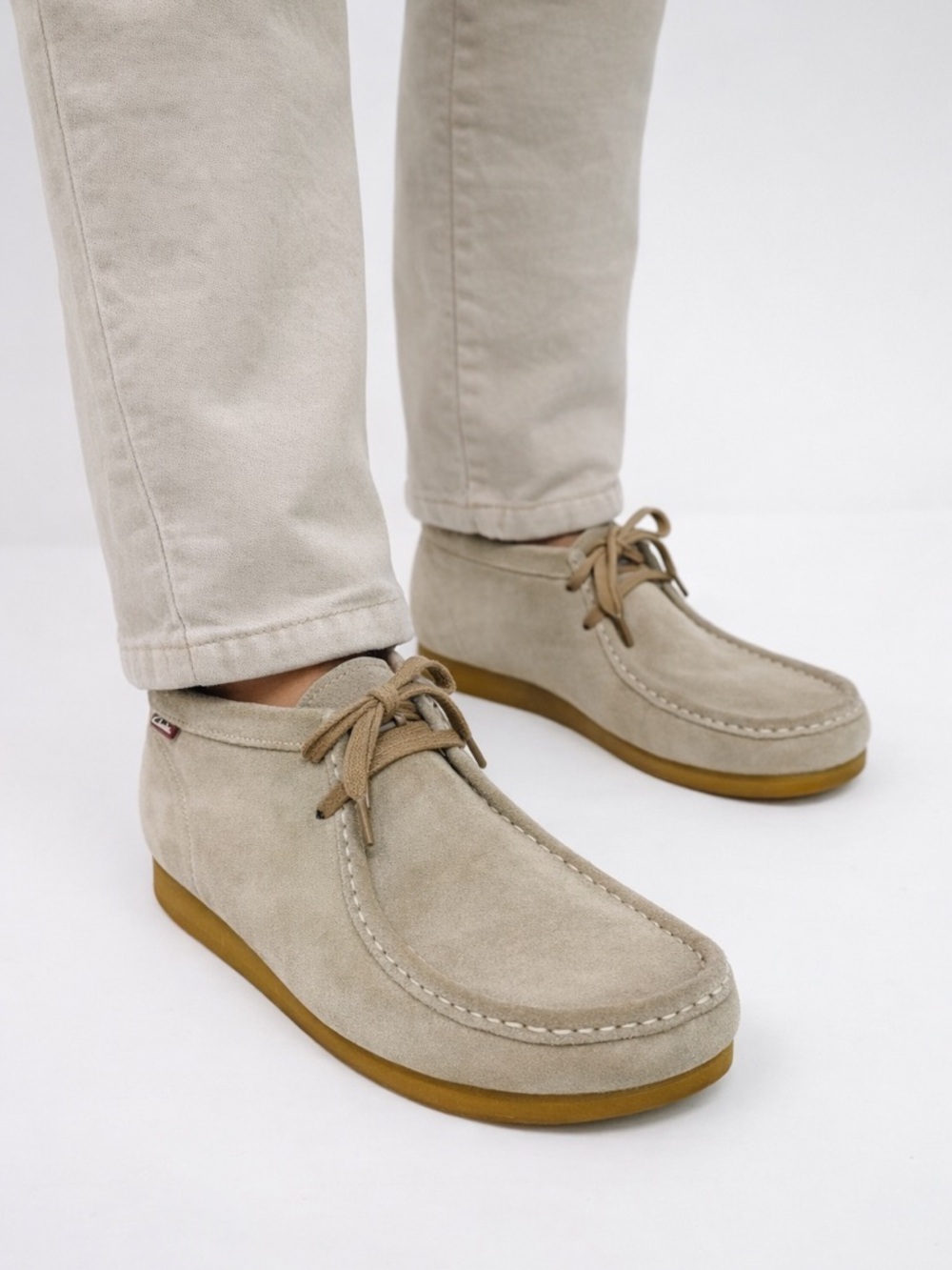 Clarks Stinson Hi Chukka Boot Shoes in Sand Suede Leather Men's Size 12M EU 46